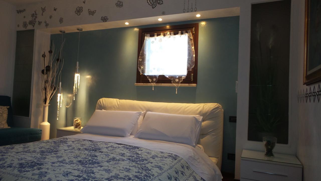 B&B Garda 4U เดเซนซาโนเดลการ์ดา ภายนอก รูปภาพ