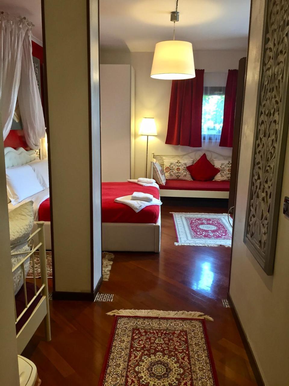 B&B Garda 4U เดเซนซาโนเดลการ์ดา ภายนอก รูปภาพ